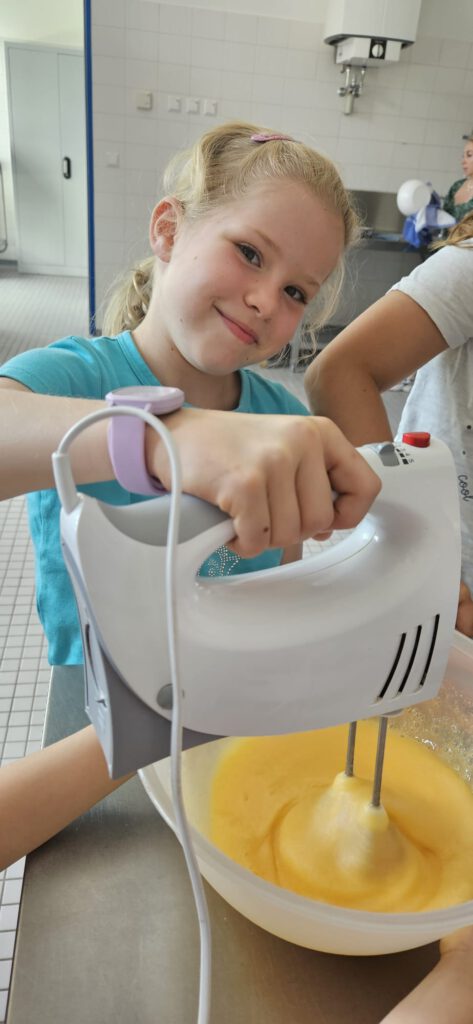 (c) 2024 - Förderverein der Grundschule Kaltenweide e.V. | Donutbacken zum Abschied